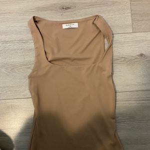 Babaton contour top xs